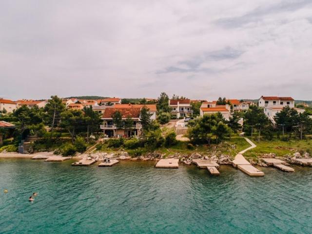 Villa Sarah Klimno Exteriér fotografie